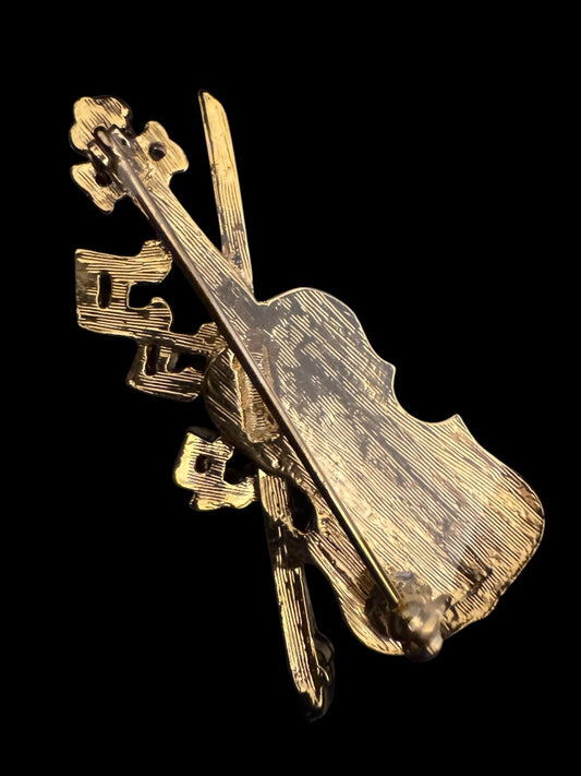 Cello pin