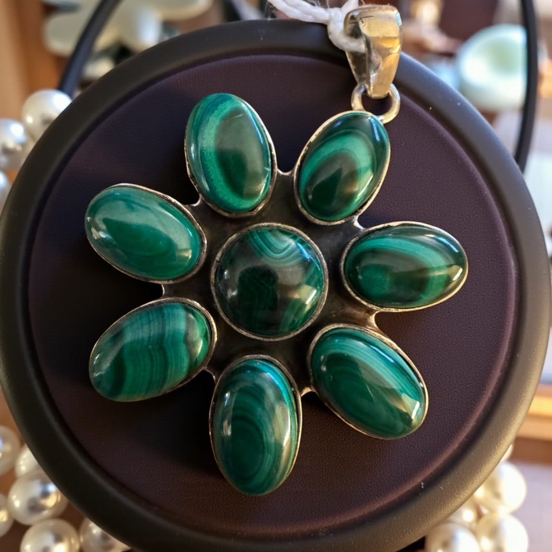 925 Malachite flower pendant