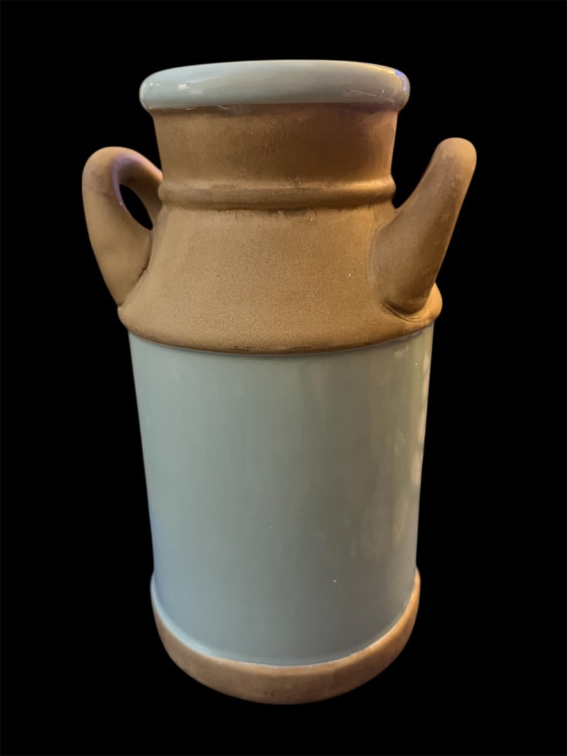 Pottery milk can