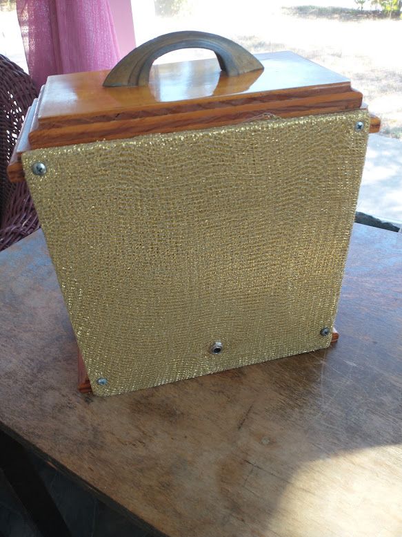 Wooden Guitar Speaker Cabinet
