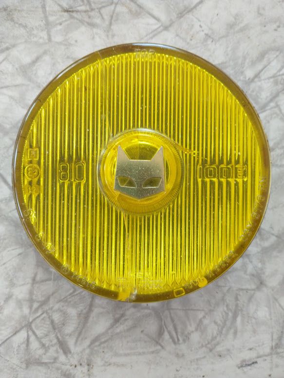 Yellow Vintage Truck Light w/Cat Face
