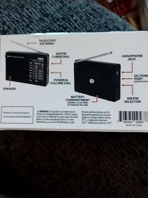 Black Portable AM/FM Radio, 4 1/4" X 3" X 13/16"