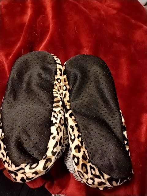 Leopard Print Variety Leopard Slipper Booties, 9-11