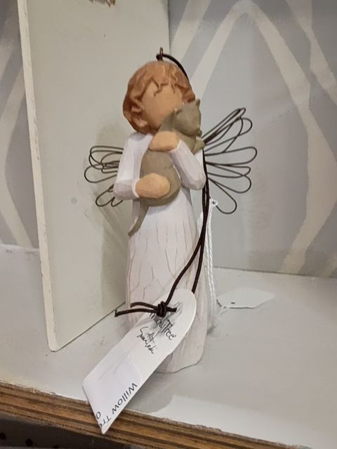 Willow Tree ornament with Affection
