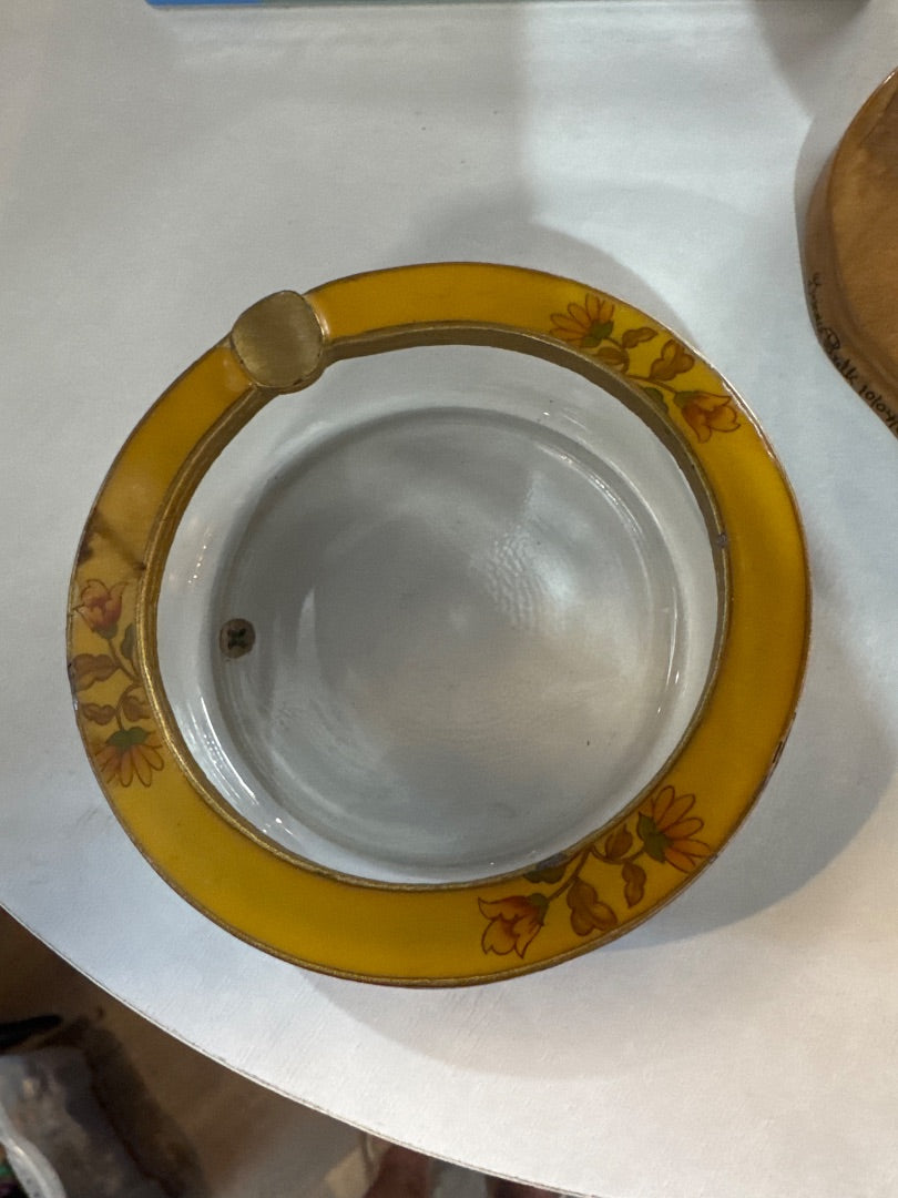 Vintage floral ashtray