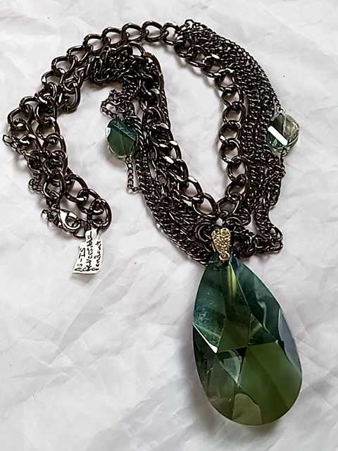 Green As-Is reversible pendant necklace