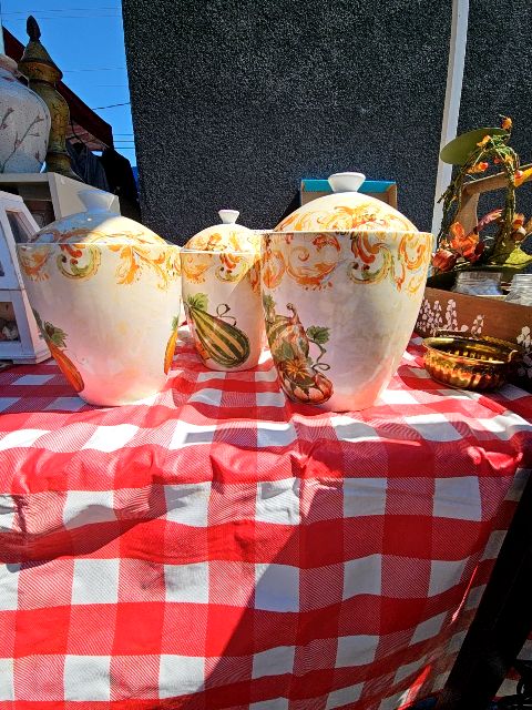 222 Fifth Kitchen Canister Set LR