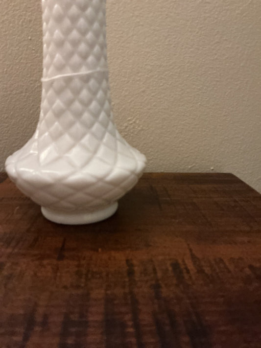 white Randall Randall Diamond quilt pattern vase, 9”