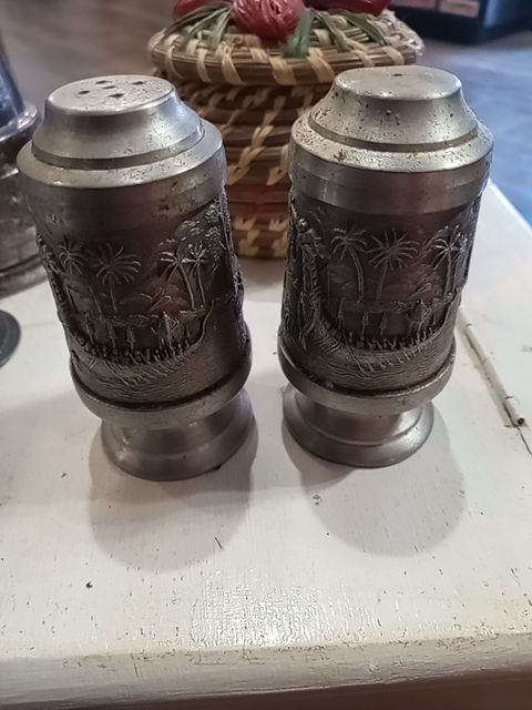 Vintage pewter S&P Set
