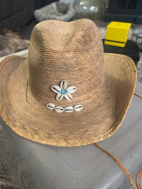 Shell hat