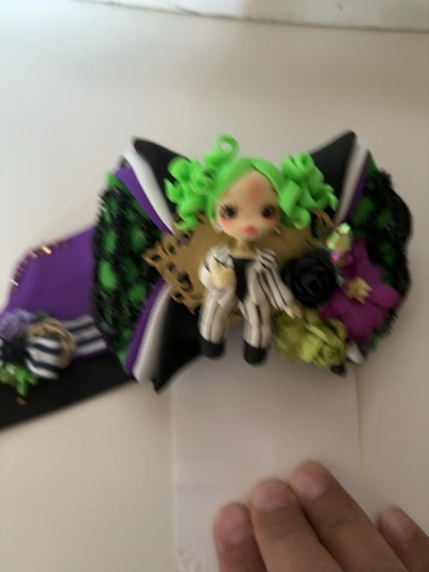 Neon green/purple MysticalCreationsByMaira Beetleguice OOAk clay hairbow