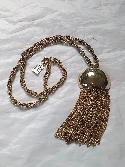 Gold Fringe pendant necklace