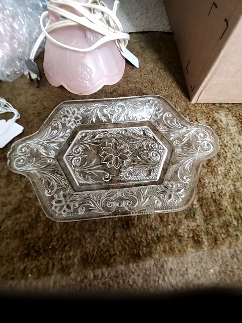 Sandwich pattern sugar creamer w/tray