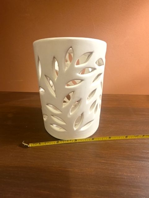 Ceramic candle decor