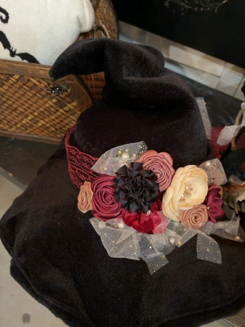 Burgundy/Black MysticalCreationsByMaira Spider dangle witch hat