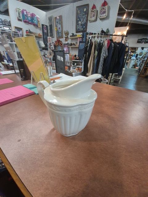 Mikasa italian Countryside creamer