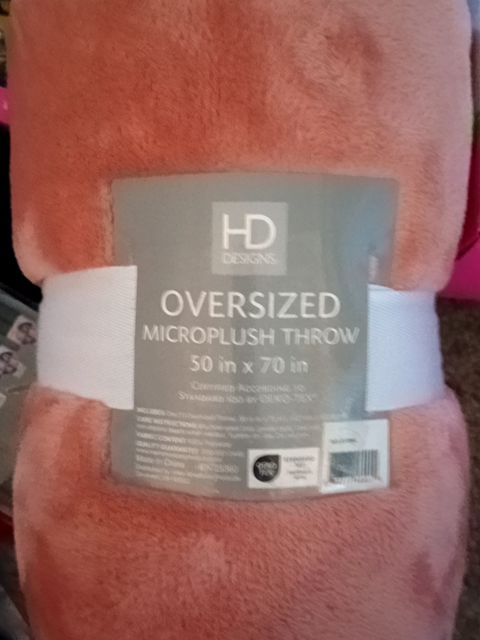 HD designs micro plush throw