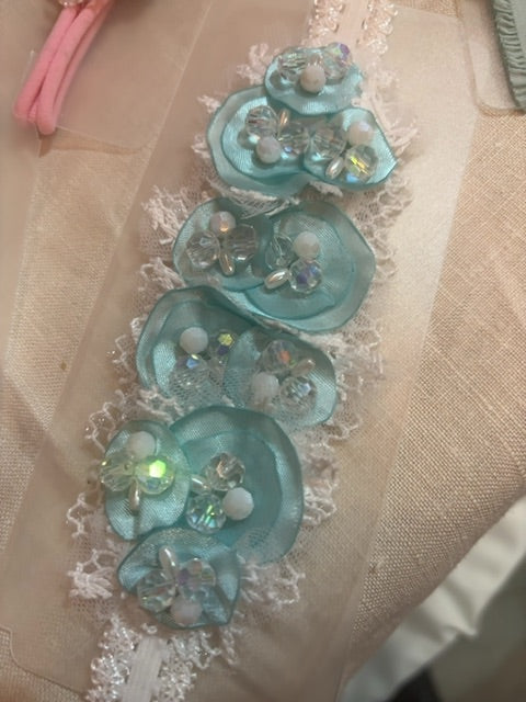 MysticalCreationsByMaira Handcrafted flowers bby headband
