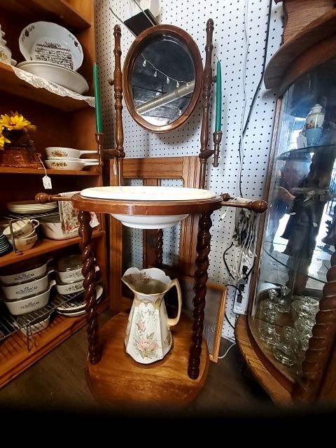 antique wash stand with bowl and pitcher