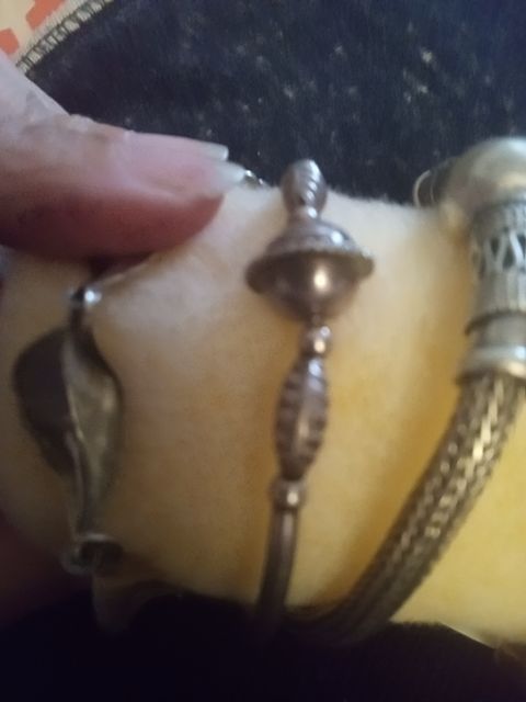Sterling lightweight ball bracelet