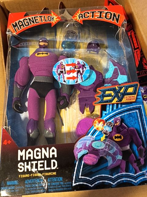 The Batman Batman magna shield