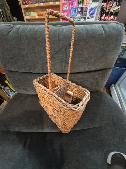 Wine Bottle Basket