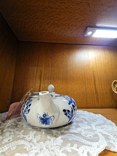 Likely Pier 1 Vintage Likely Pier 1 Porcelain  Blue and White Teapot