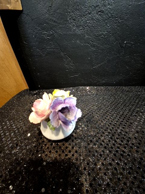 Heathcote Hall China vase with flowers