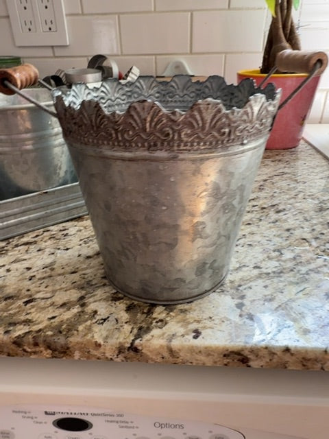 Galvanized pot