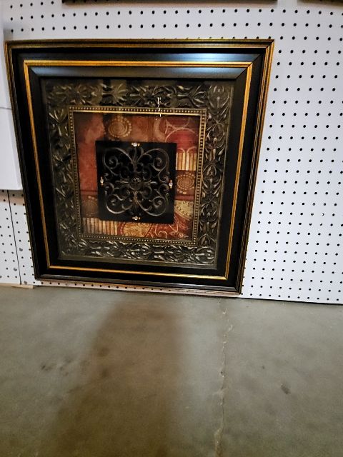 Medallion Wall art LR