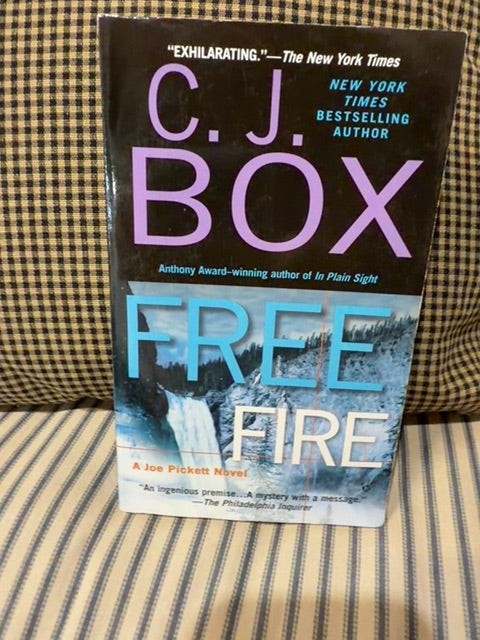 Paperback CJBox Free Fire