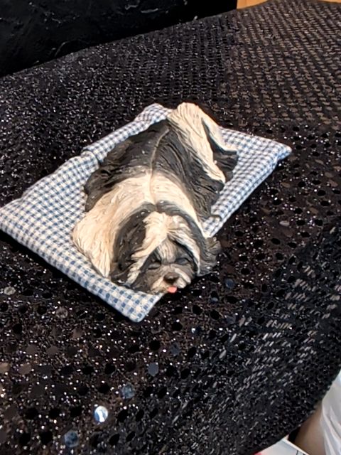 Sandicast Lil’ Snoozer - Shih-txu Gray S76 Made In USA Includes Bed