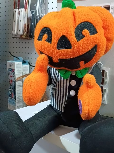Halloween Jack o lantern musical stuffie