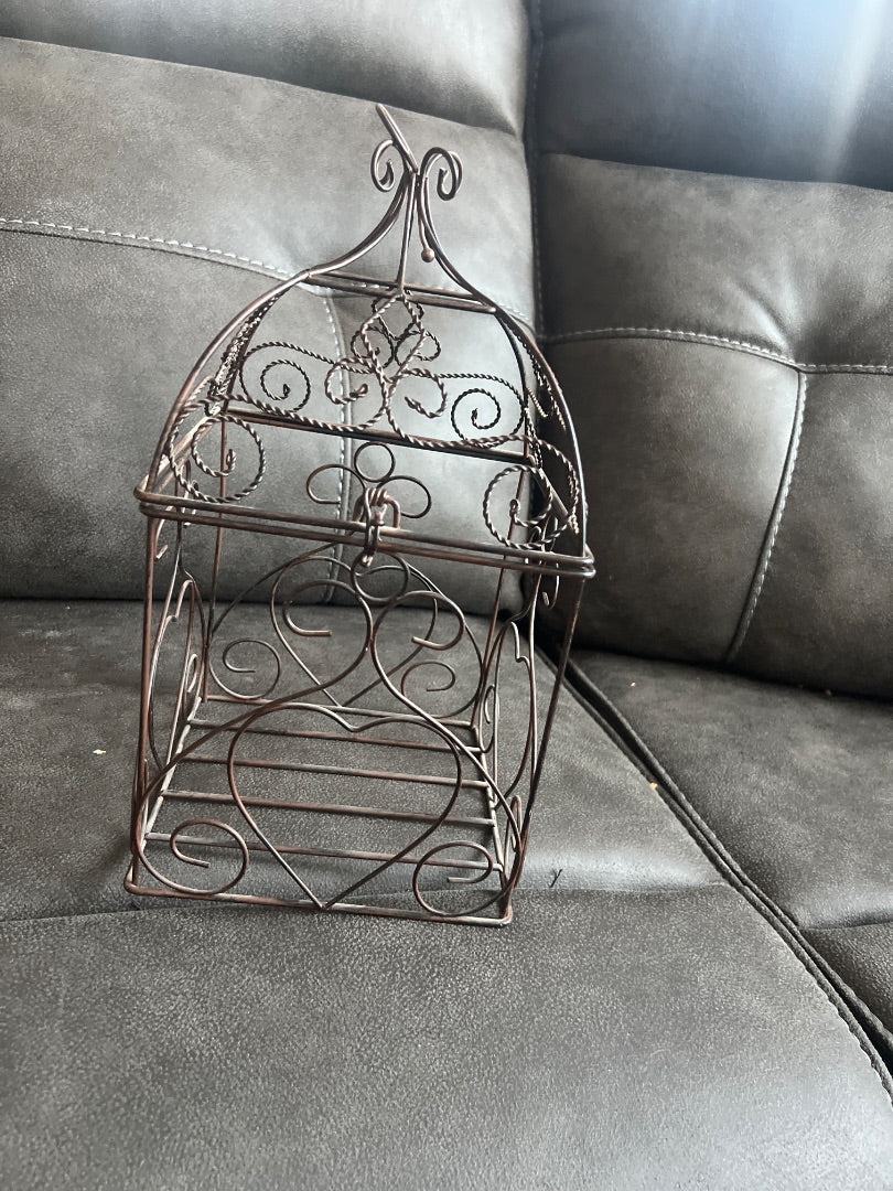 Small wire bird cage