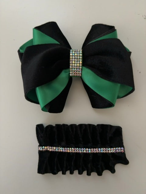 Black MysticalCreationsByMaira Velvet bow/clip set
