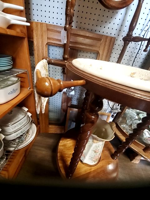 antique wash stand with bowl and pitcher