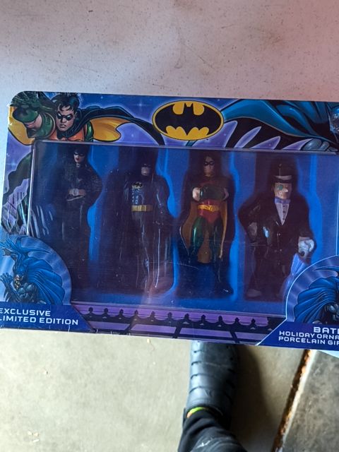 Batman holiday ornament porcelain gift set