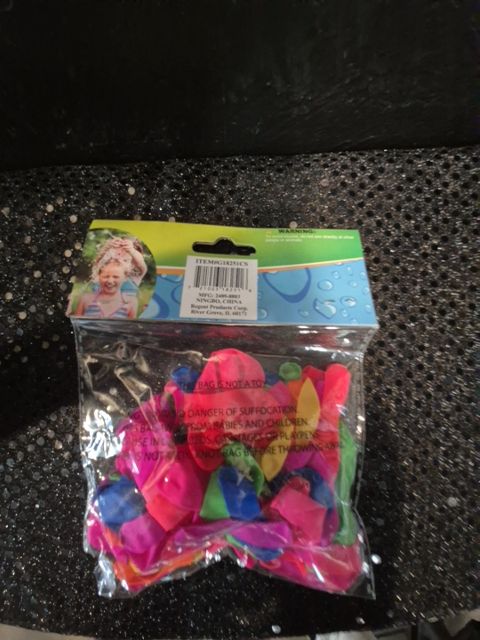 Water Bombs - Baloons w/Hose nozzle