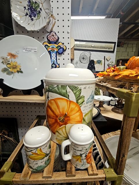 Botanical Pumpkin Cookie Jar and shakers LR