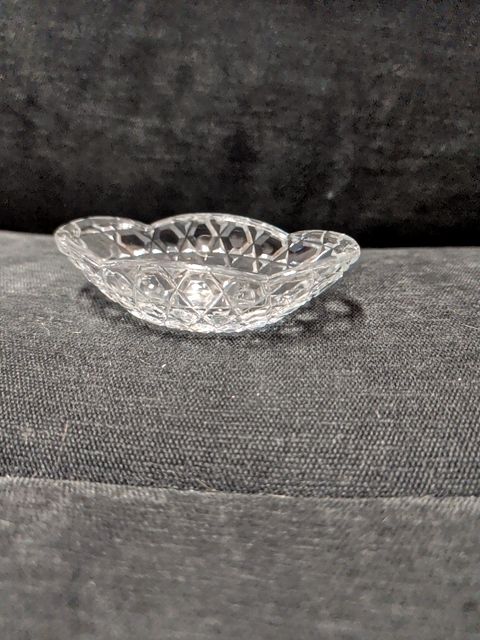 Oval Clear Glass Open Salt Cellar