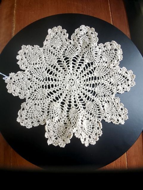 Doily, 9in