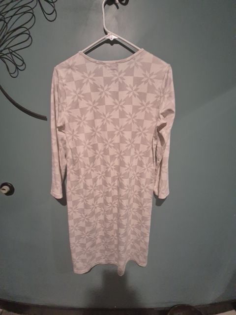 Lands End Long sleeve night gown Size S