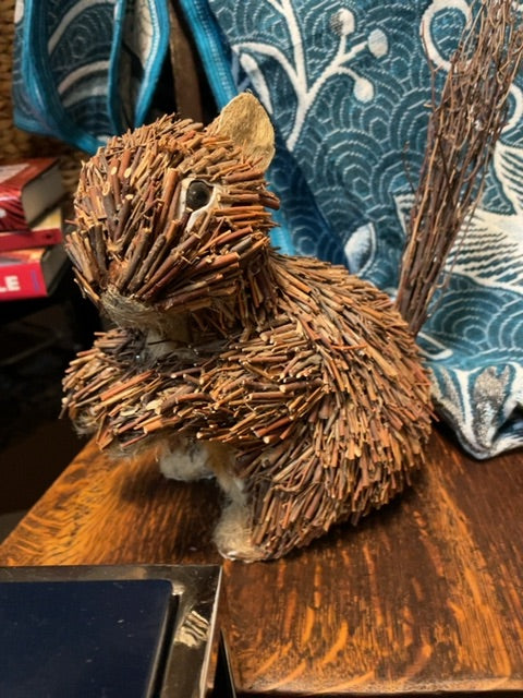 Twig squirrel