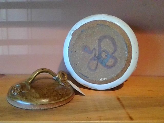 Cream & Olive Vintage Ceramic dutch over, 8" diameter at base