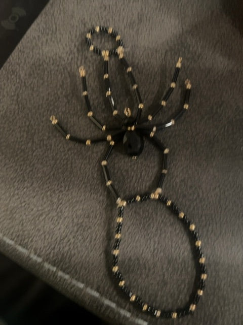 Wrist/ring spider bracelet