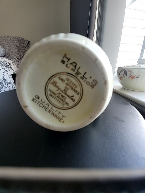 Autumn leaf Halls superior china Creamer