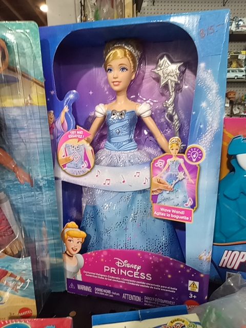 New light up singing Cinderella barbie