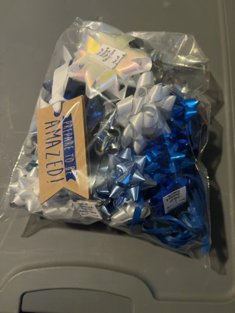 Bag of Gift bows mix