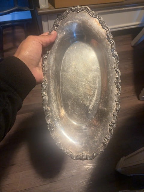 Oneida Georgian Scroll Silverplate Platter