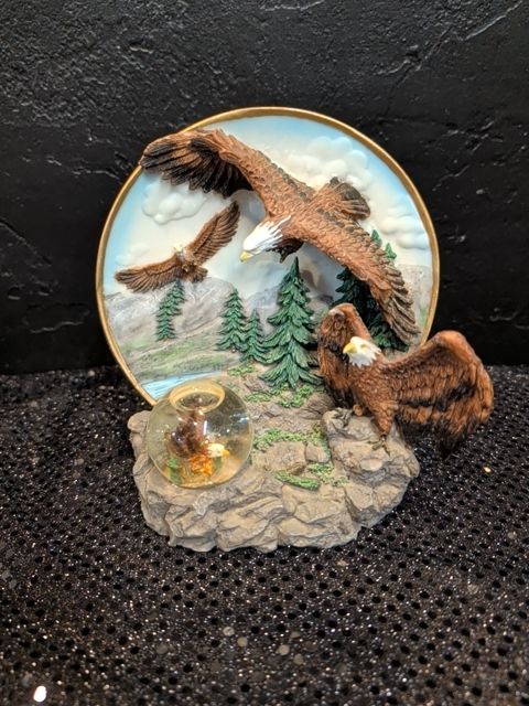 Eagle plate figure with mini globe